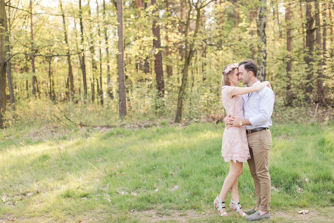 a+k - light and airy engagement photo session at forrest_0011